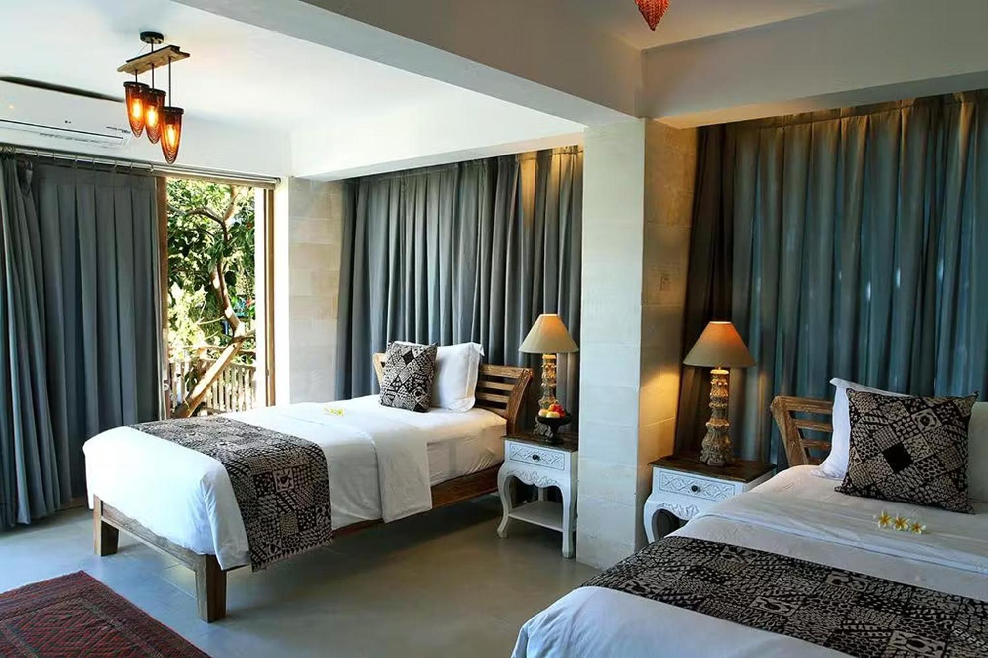 Bangsring Breeze Hotel Banyuwangi  Buitenkant foto